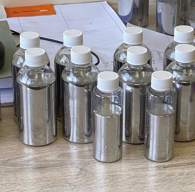 silver liquid mercury